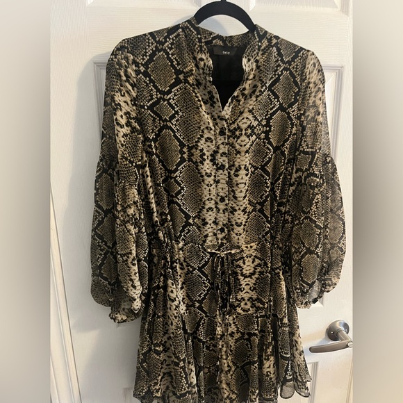 Shop Thursdays snake print dress - Picture 2 of 6